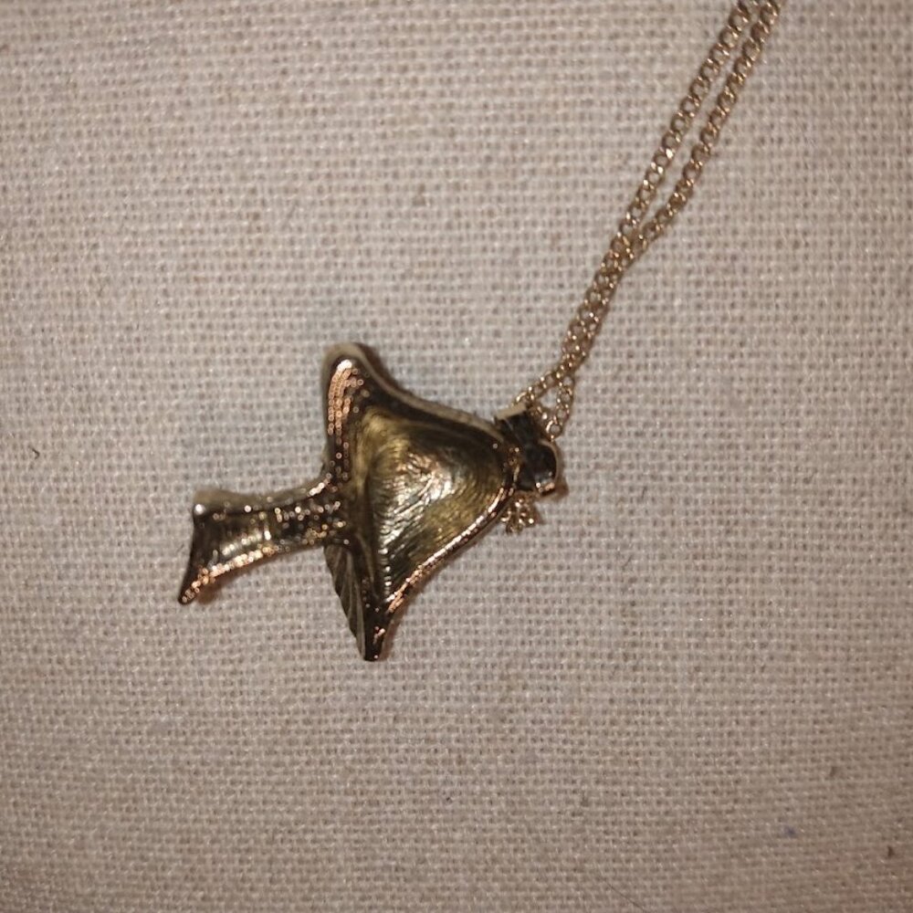 Marked Sarah: Gold tone mushroom pendant necklace. - Picture 5 of 5